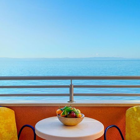 Apartments Promenada - Beachfront Тучепи Номер фото